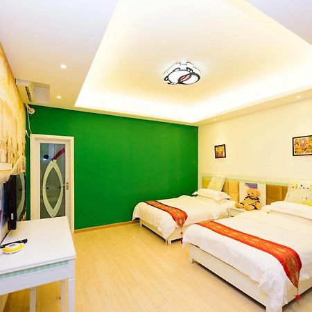 Mount Emei Teddy Bear Hotel Лэшань Экстерьер фото