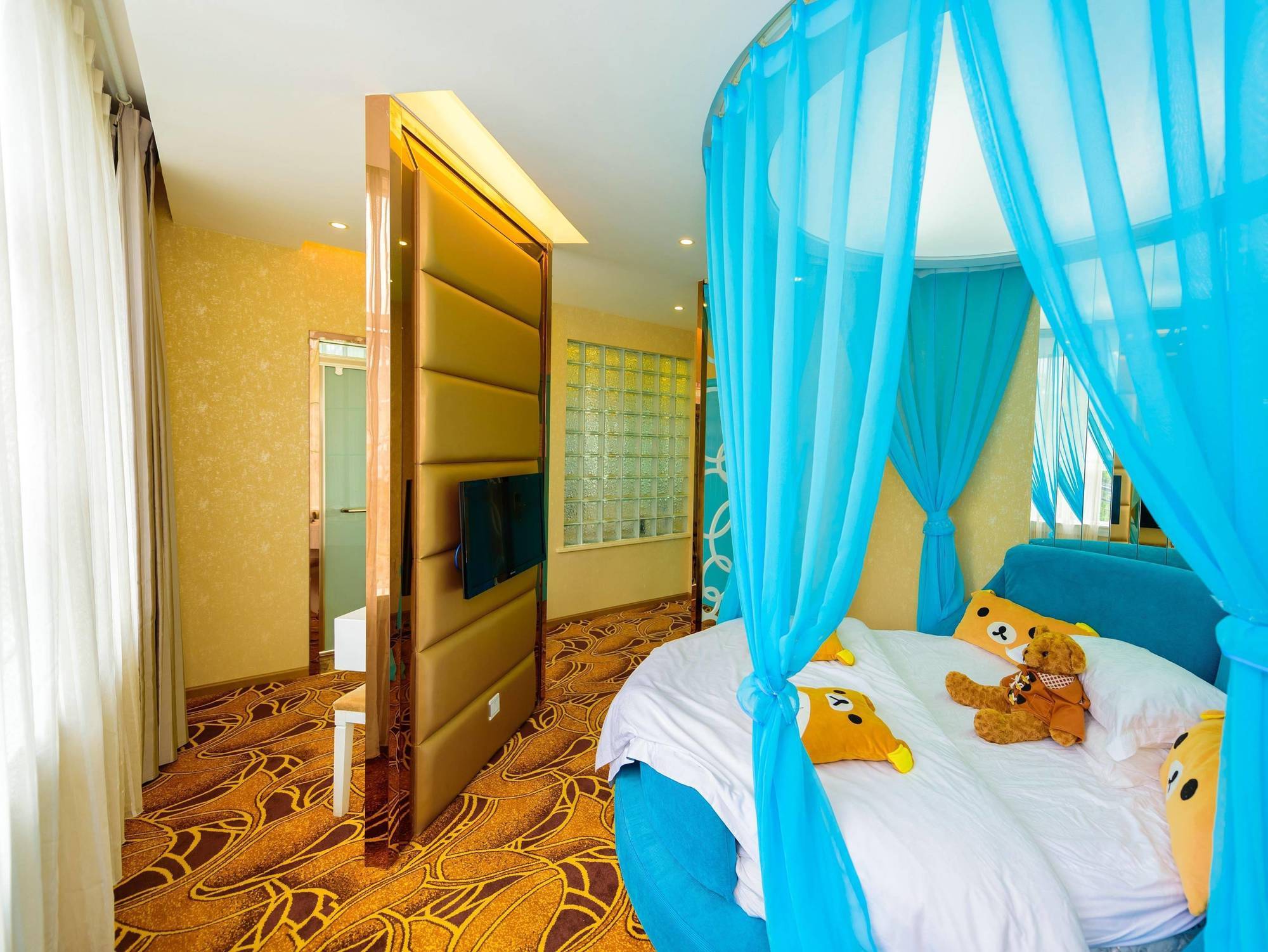 Mount Emei Teddy Bear Hotel Лэшань Экстерьер фото
